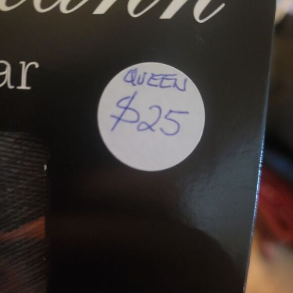 Pamela Mann Designer Legwear - Picture 3 of 8